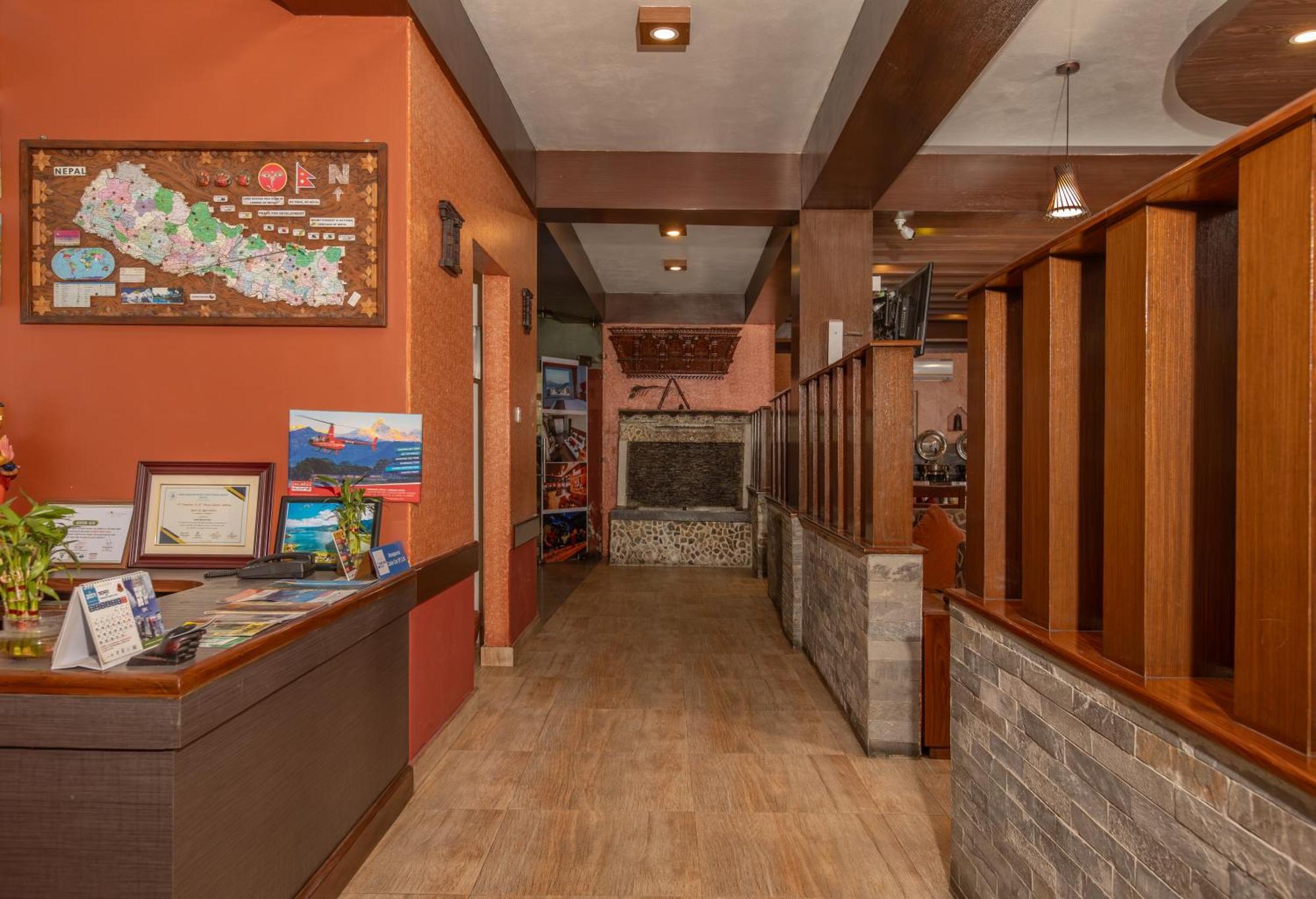 Mount View Pokhara Hotell Eksteriør bilde