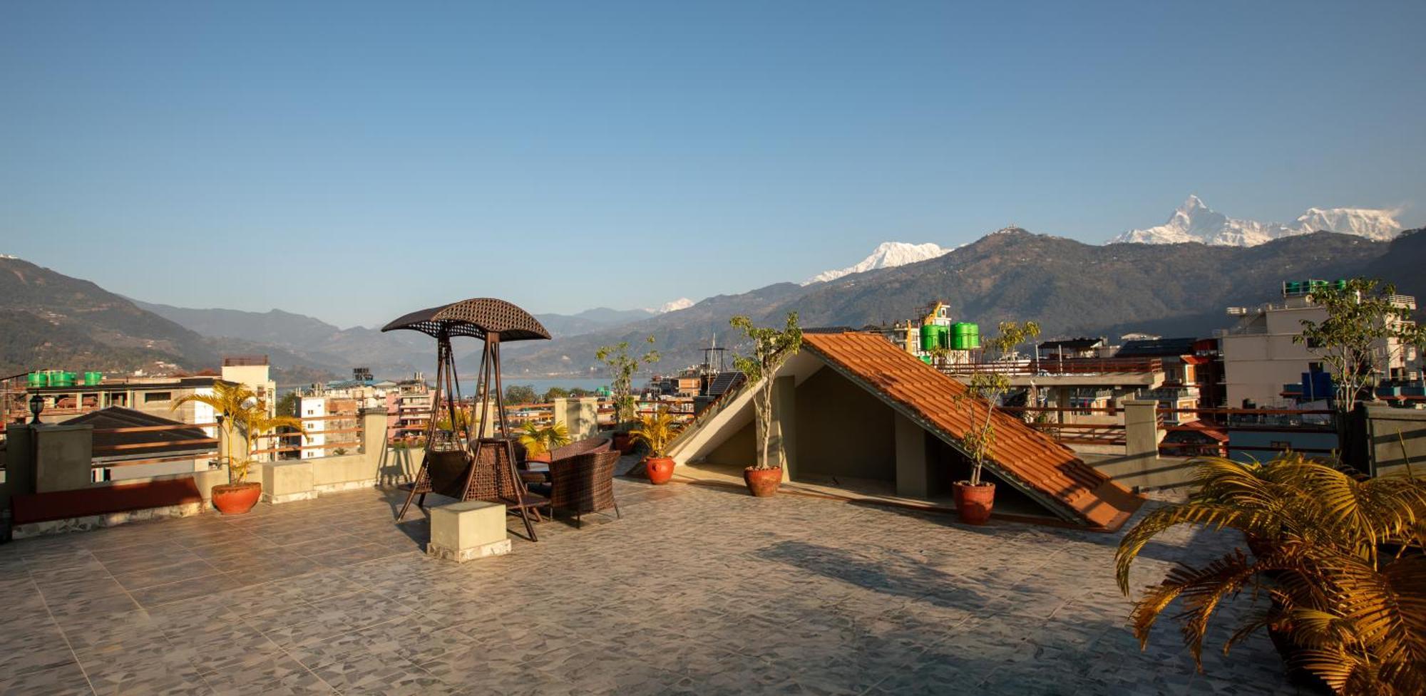 Mount View Pokhara Hotell Eksteriør bilde
