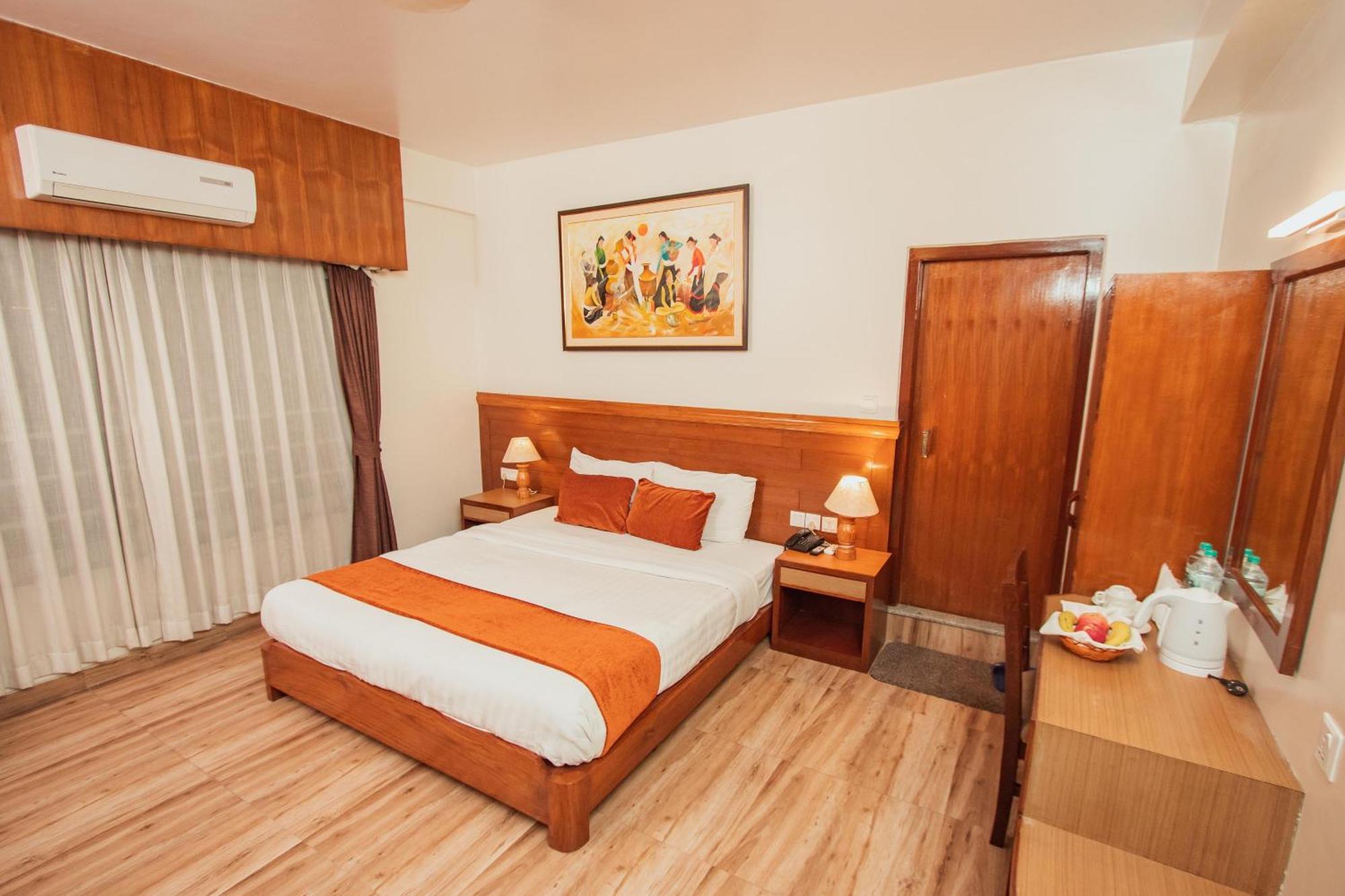 Mount View Pokhara Hotell Eksteriør bilde