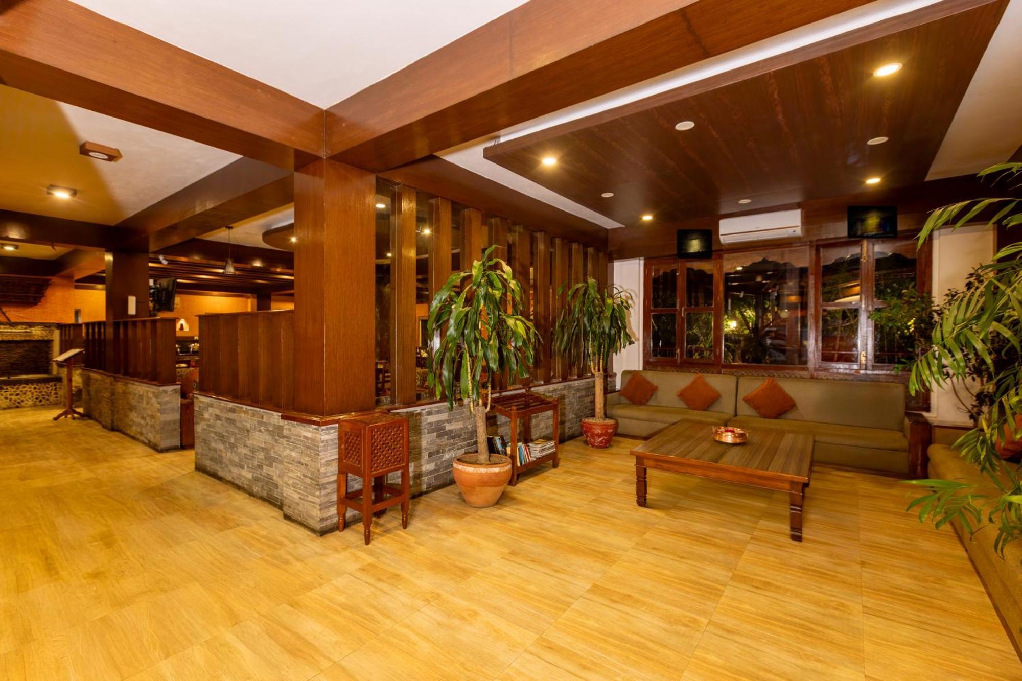 Mount View Pokhara Hotell Eksteriør bilde